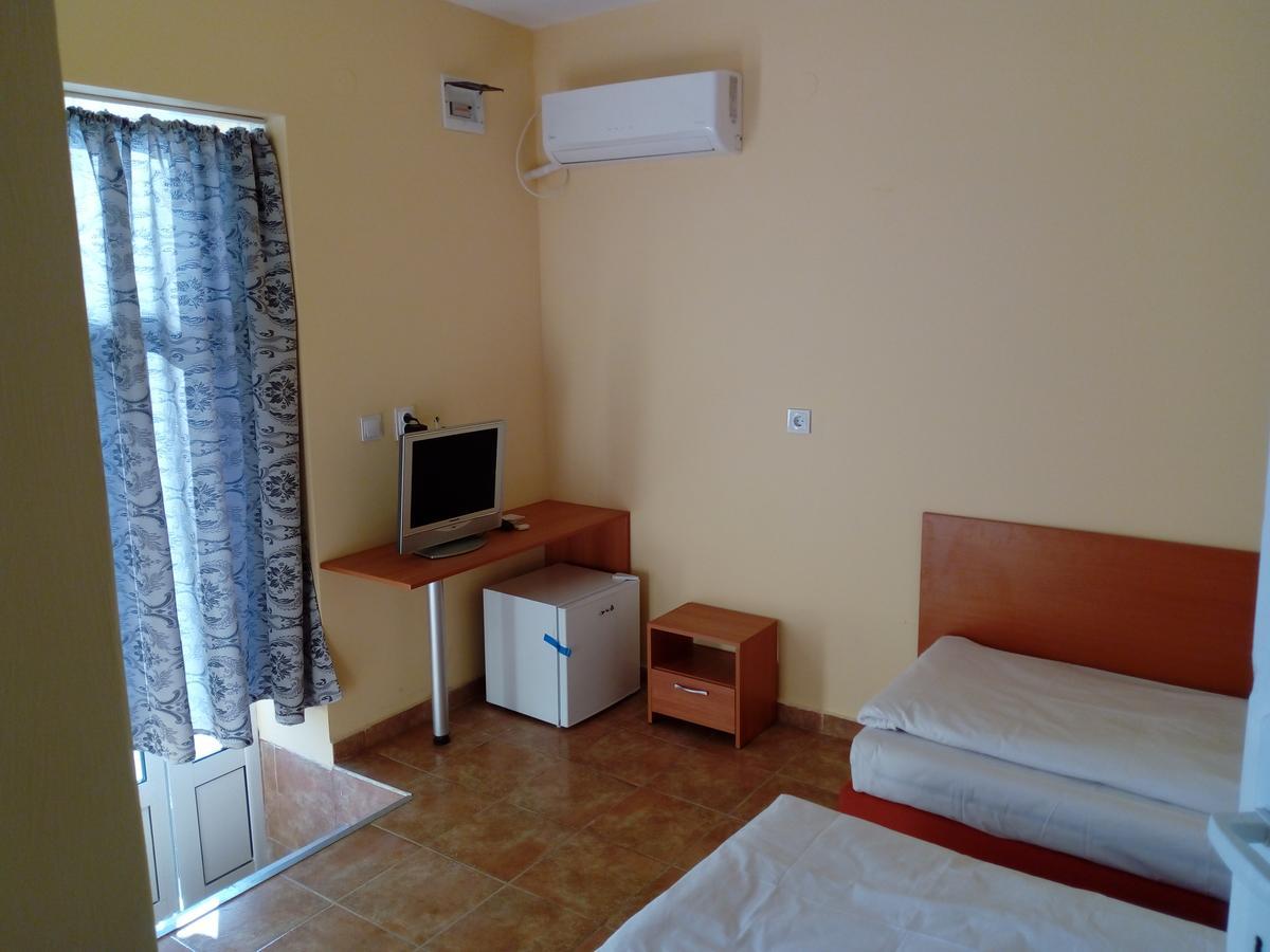 Hotel Toni Bukovlŭk Dış mekan fotoğraf