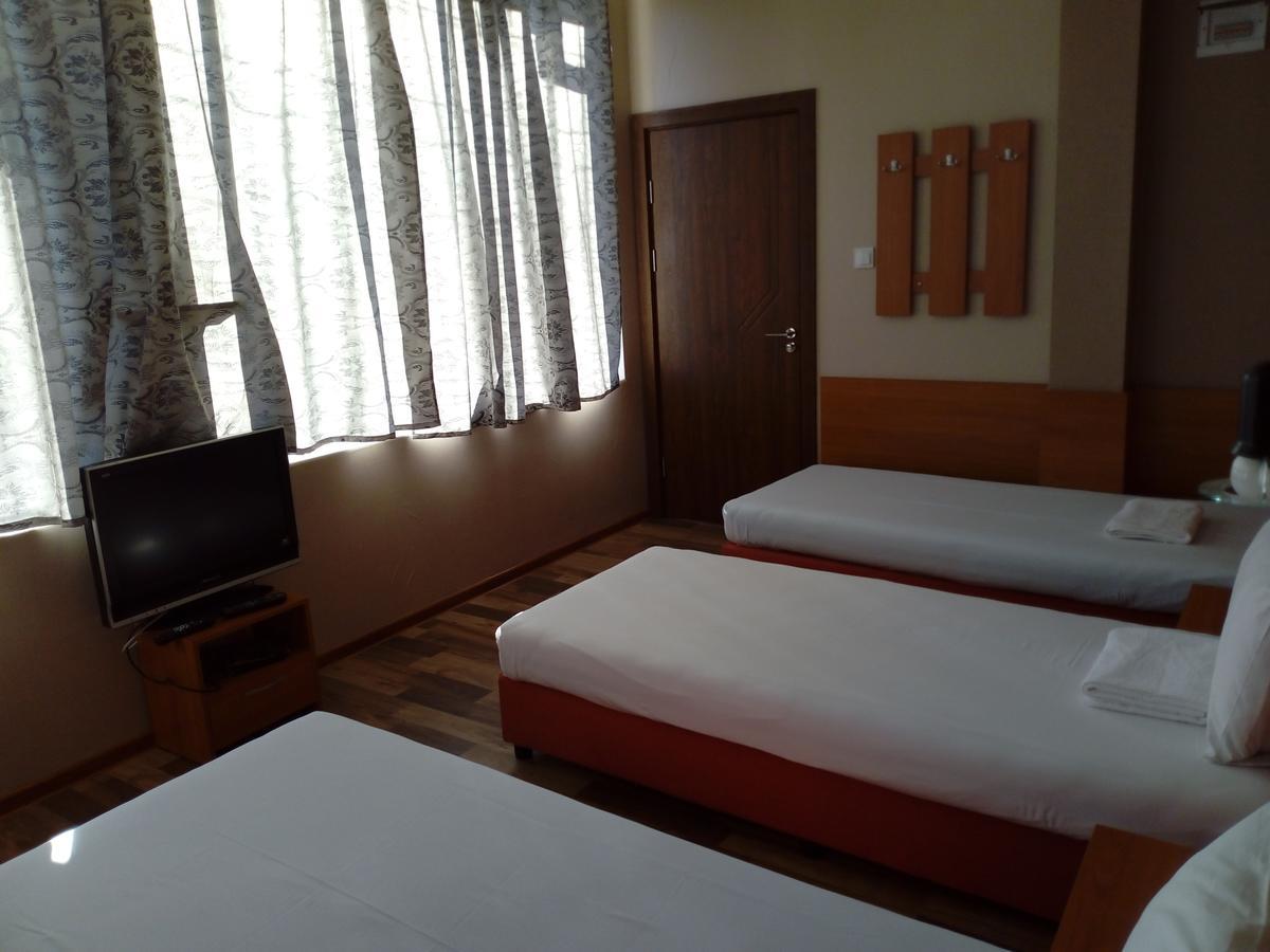 Hotel Toni Bukovlŭk Dış mekan fotoğraf